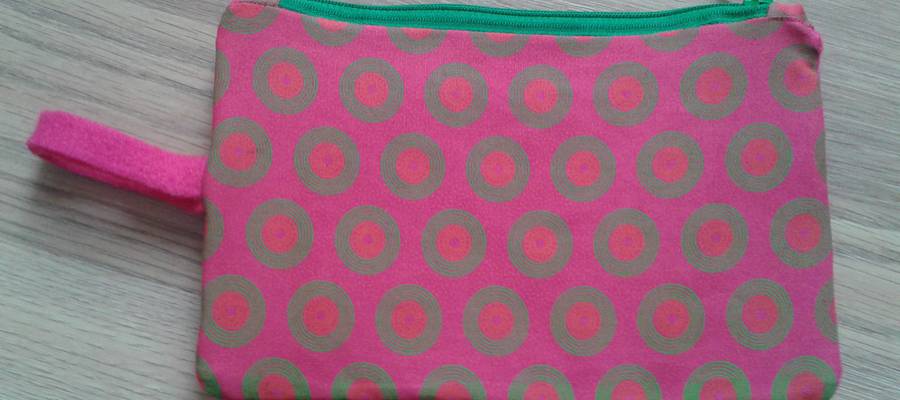 Nezeserra. Kotoia eta fieltroa.