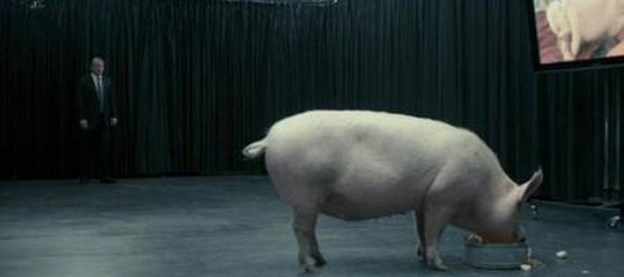 Black Mirror, 1x01 The National Anthem