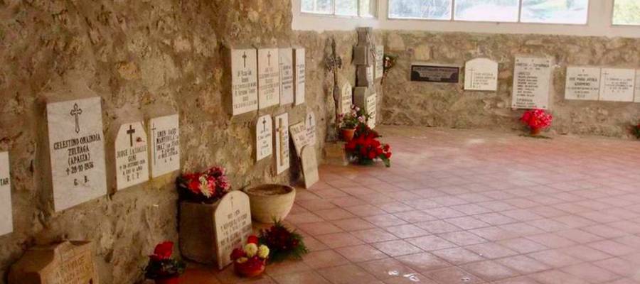 Jose Ariztimuño "Aitzol"en hilobia