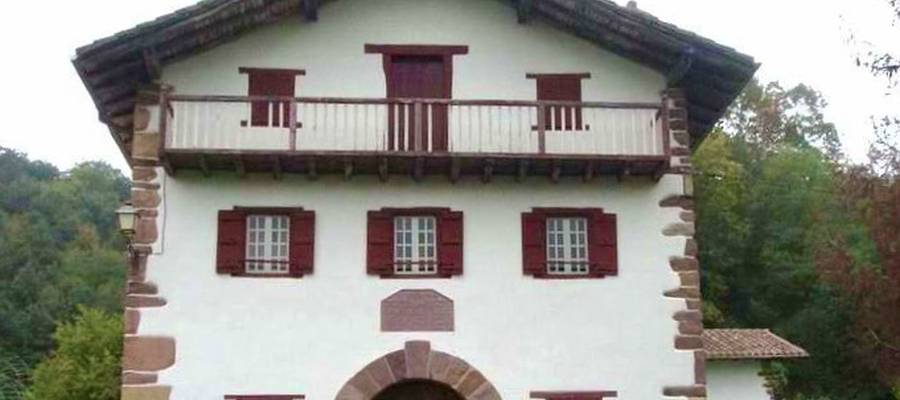 Axular idazlearen sortetxea