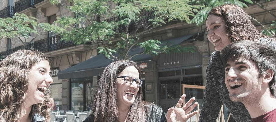 Uribe Kostako Berbalagunak BIDELAGUNAK behar ditu!