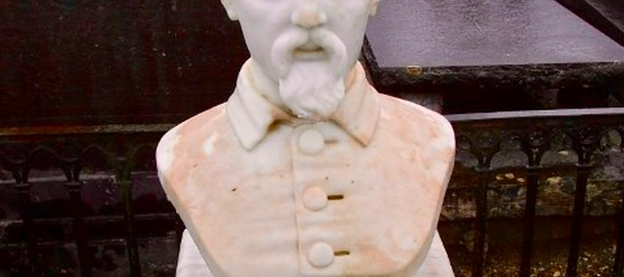 Agosti Chahoren hilobia