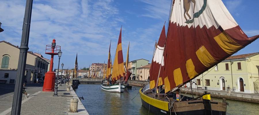 Ravenna aldia hainbat eletan