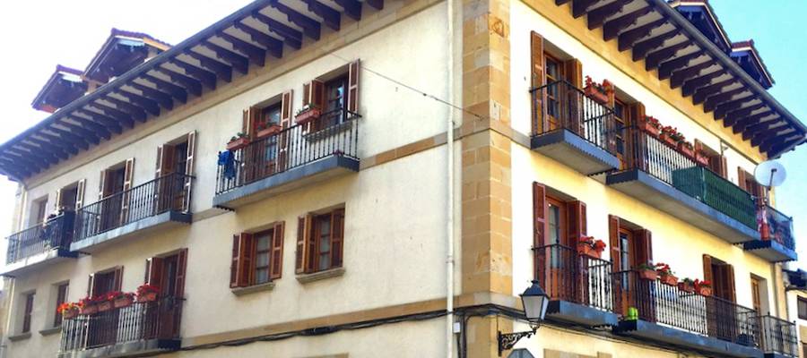 Blas Alegria idazlearen sortetxea (zena)