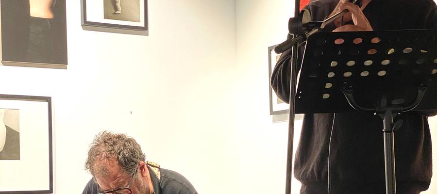 Deus albuma SoundCloud // Bandcamp // Pamiela plataformetan