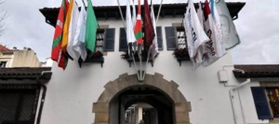 ARRANTZALEEN ERMANDADEA BISITATUZ EMANGO DIOGU MINTZALAGUNOK IKASTURTEARI AMAIERA