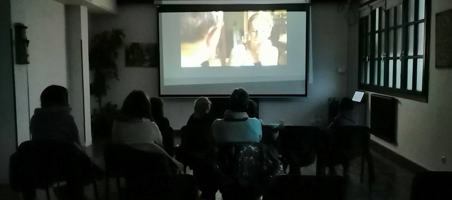 AUPA ETXEBESTE PELIKULA