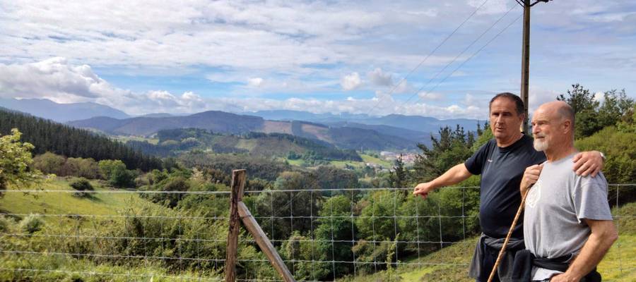 Joseba Etxebarria Uriarte, Bersoa etxaldeko larrabetzuarra oroit