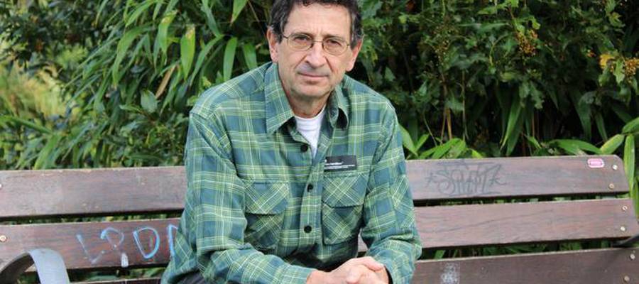 Literatura adimen artifizialaz kargaturiko artefaktua izanen ote