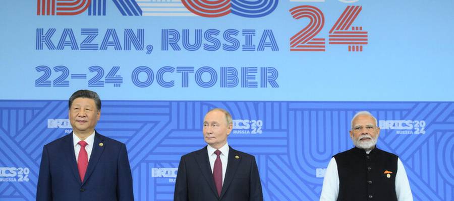 BRICS aurrea hartzen G7ri (IV)