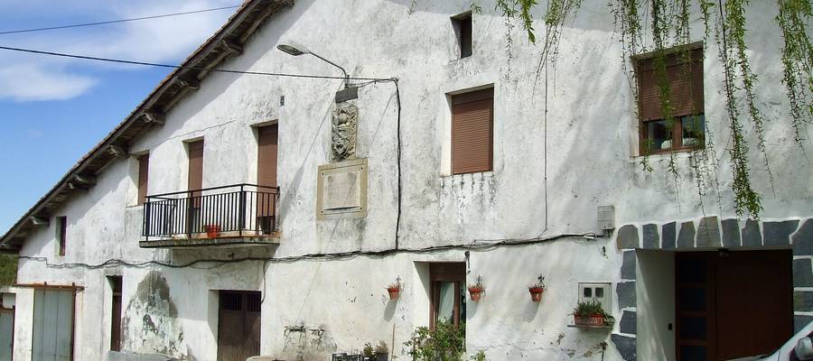 Manuel Larramendi euskalariaren sortetxea