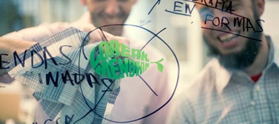 XABI ZIRIKIAIN / VICTOR SERNA / LOREAK MENDIAN