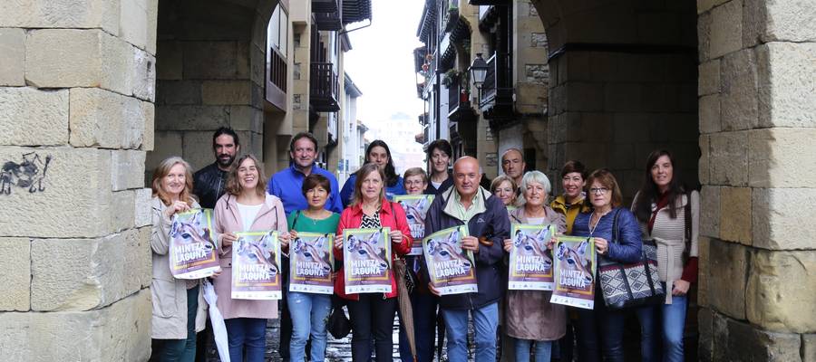 HONDARRIBIKO MINTZALAGUNA, HARTU, EMAN ERAGIN. IZEN EMATEA ZABALIK URRIAREN 14A BITARTEAN