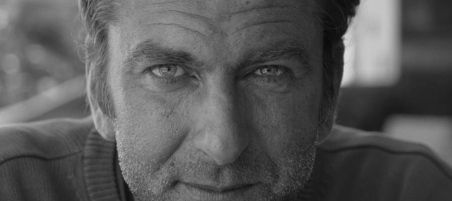 ERIC DICHARRY // VERS UN NOËL (DE)MATERIALISE? // UN QR CODE OU UNE FEUILLE A4 COMME CADEAU DE NOËL?