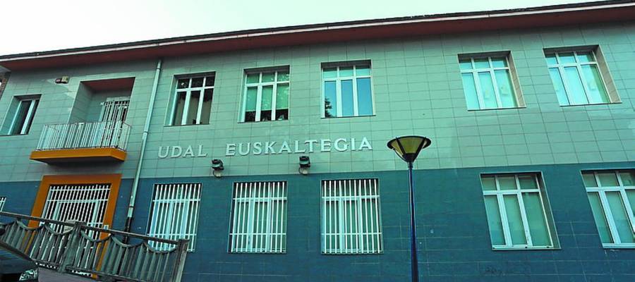 Errenteriako Udal Euskaltegian matrikula irekita