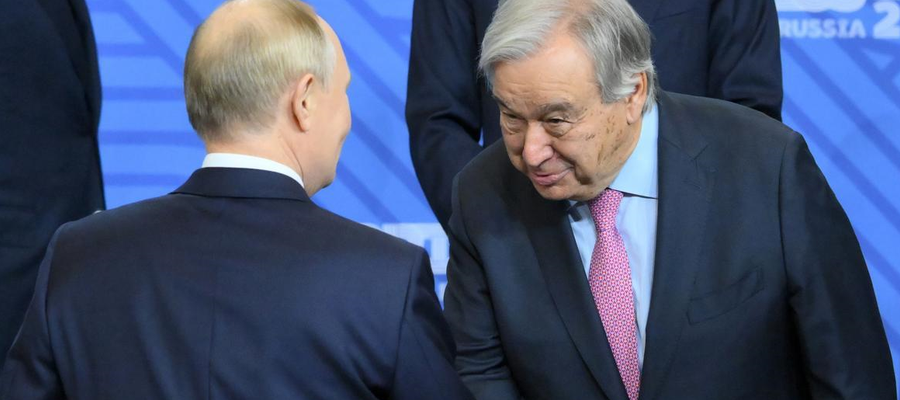 BRICS aurrea hartzen G7ri (eta V)