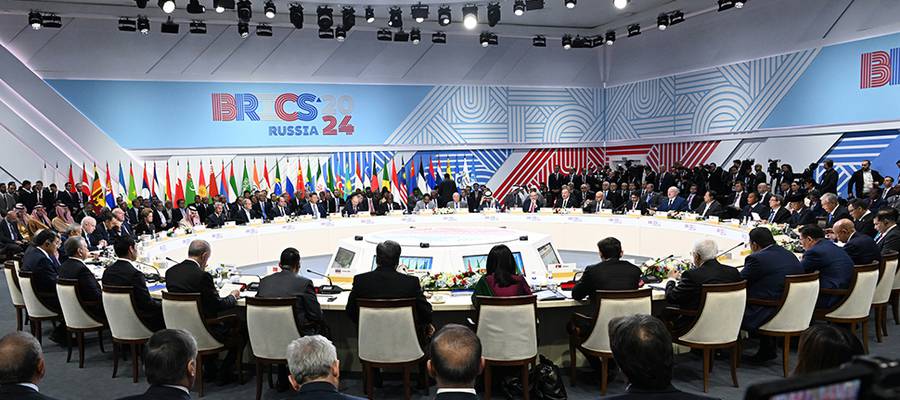 BRICS aurrea hartzen G7ri (I)