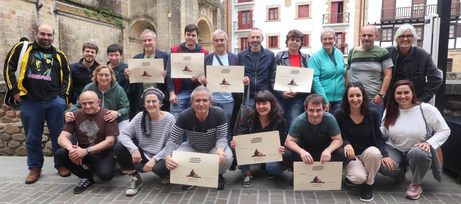 III. Etumeta Literatura Lehiaketaren sari banaketa