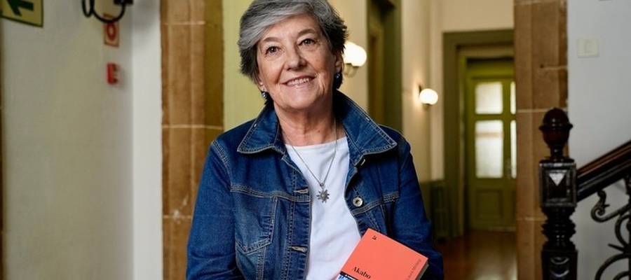 Nork bere fathoma, nork bere adimena