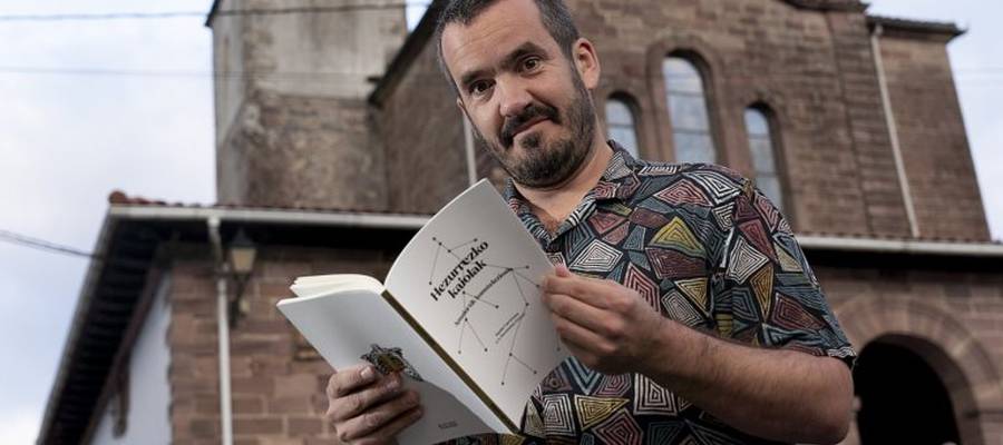 Poesia mirari suertea delarik